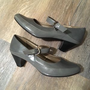 Soft Style Grey Mary Janes